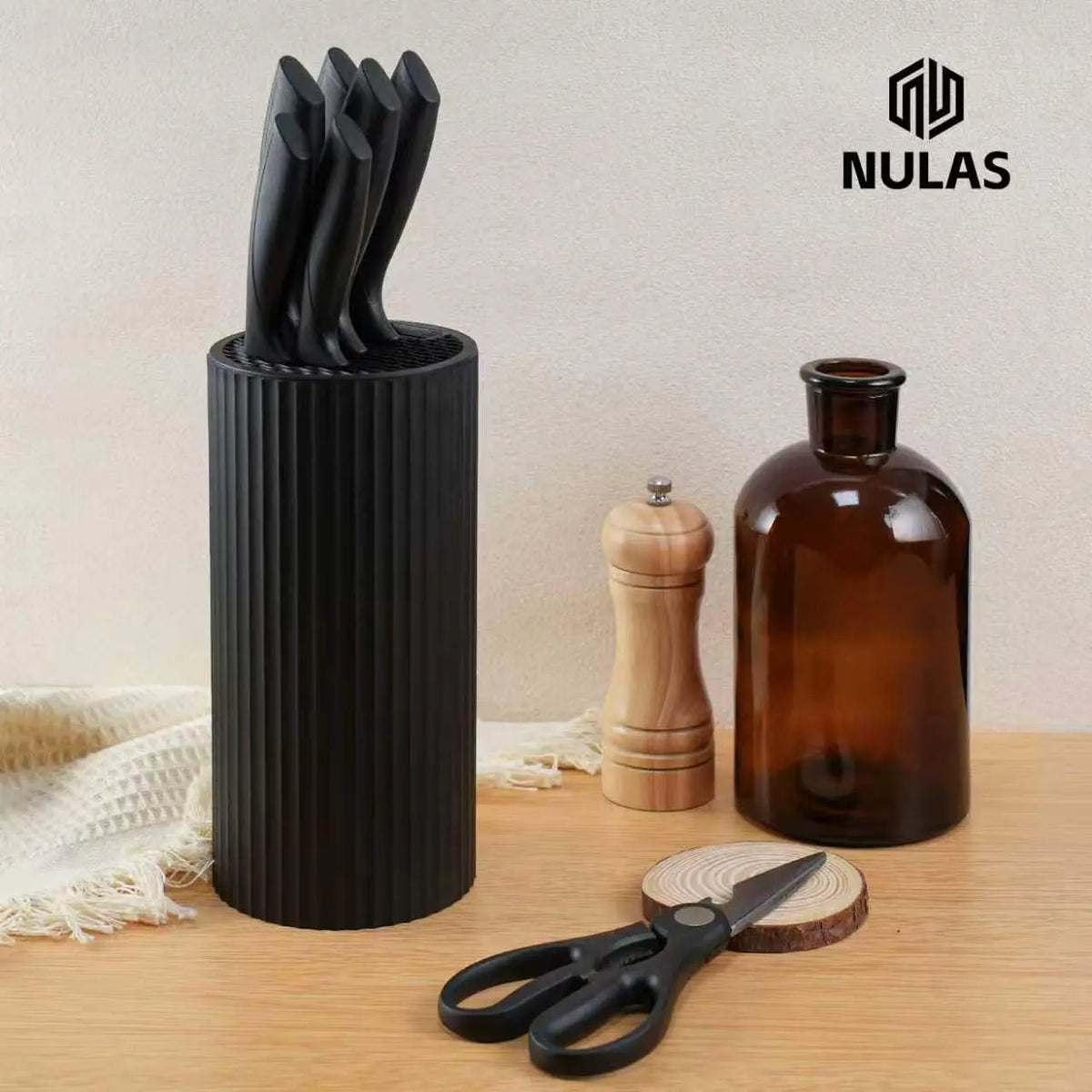 NULAS 8-Piece Knife Set